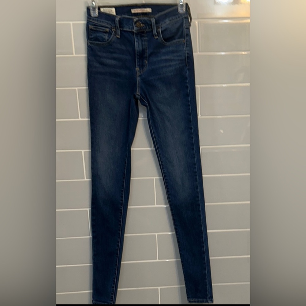 Levi’s 720 High Rise Super Skinny Jeans